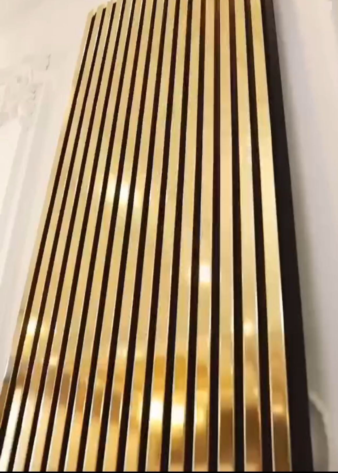 Linear Decorative